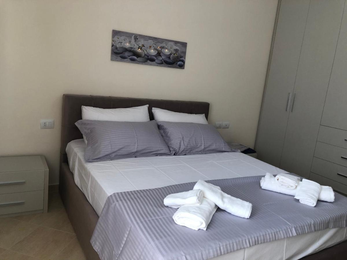 Rooftop Apartments Lungomare Vlorë Buitenkant foto